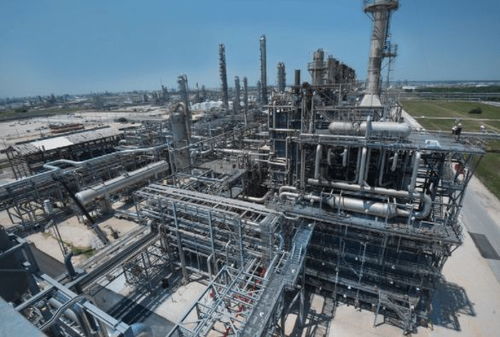 美國得州化工廠泄漏事故致2死多傷，涉PET原料與LLDPE產品生產