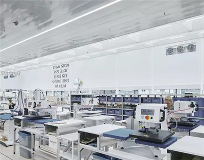 施華洛世奇的透明工廠技術 創(chuàng)新與美學的完美融合